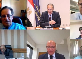 وزير الاتصالات وتكنولوجيا المعلومات يعلن عن إطلاق منصة الذكاء الاصطناعى فى مصر 2