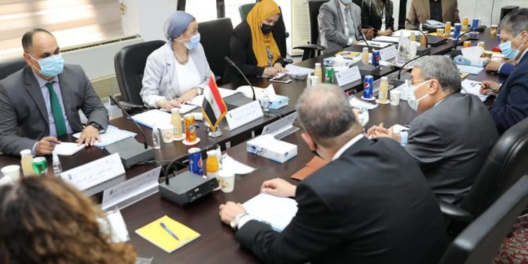 وزيرة البيئة ومحافظ المنيا وشركاء التنمية يناقشون الخطة التنفيذية للمرحلة الثالثة من مشروع إدارة المخلفات الصلبة 1