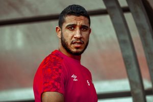 أحمد ياسين يهدد بقاء مدافع الأهلي 1