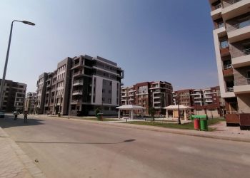 وزير الإسكان: تسليم 1176 وحدة سكنية بـ"دار مصر" بمدينة العبور 22 أغسطس 3