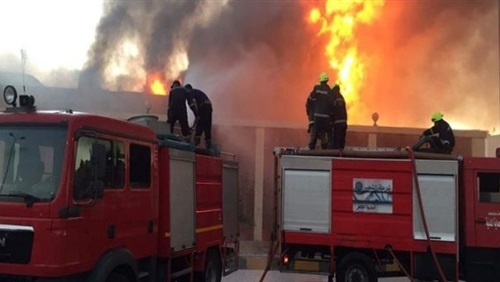 السيطرة على حريق بمصنع بويات بالشرقية بعد الدفع بـ 8 سيارات إطفاء 1