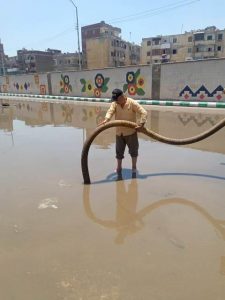 بالصور.. إصلاح انفجار ماسورة مياه رئيسية بمدينة الزقازيق 1