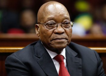 رئيس جنوب افريقيا السابق يسلّم نفسه تنفيذا لحكم بالسجن صدر بحقه 1