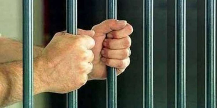 حبس طالب 4 أيام لاتهامه بقتل صديقه بمنشأة ناصر 1