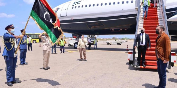 رئيس حكومة الوحدة الوطنية يصل ليبيا قادما من نيويورك 1