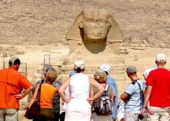 خبير اقتصادي: زيادة أفواج السياحة الروسية مرتبطة بعلاقات مصر وتركيا (خاص) 1