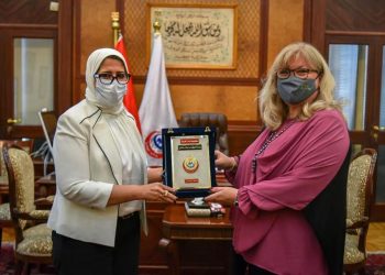 مصر وسلوفينيا تبحثان سبل تعزيز التعاون في مجال مكافحة فيروس كورونا 2
