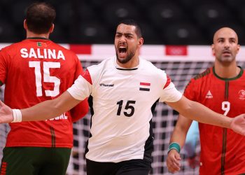 منتخب مصر لكرة اليد ينهي الشوط الأول بالتقدم 15_ 14 على الدنمارك 1