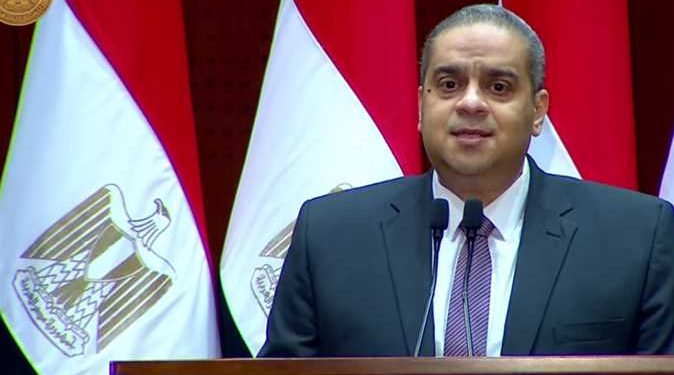 رئيس هيئة الدواء: نهدف لتوفير دواء آمن وفعال للمواطن المصري 1