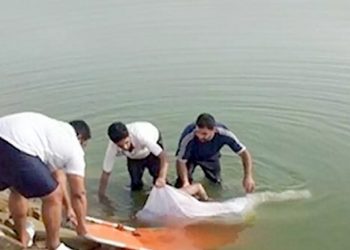 الإنقاذ النهري بالقليوبية ينجح في انتشال جثمان شاب غرقا بنيل بنها 3