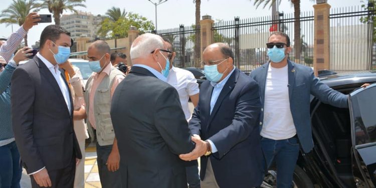 وزير التنمية المحلية يصل محافظة بورسعيد لافتتاح وتفقد عدداً من المشروعات الجديدة 1
