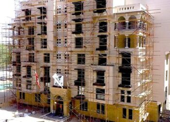 «الجزار» يتابع موقف تنفيذ مشروع تطوير "سور مجرى العيون" بمحافظة القاهرة 1