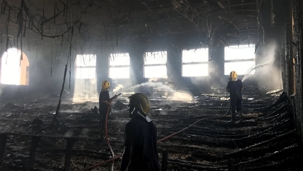 حريق هائل بمدرج في كلية الثروة السمكية بجامعة كفر الشيخ 1