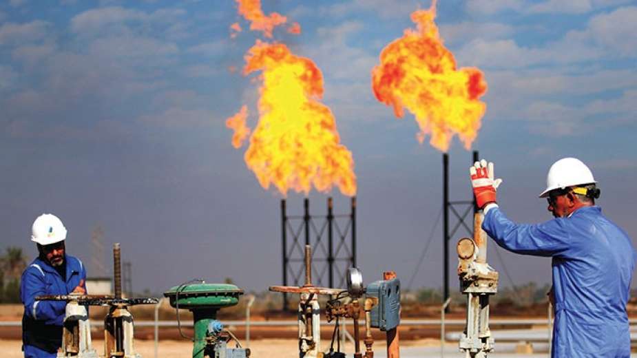 مصر وإسرائيل تبحثان خطط إسالة الغاز الطبيعي لإعادة التصدير
