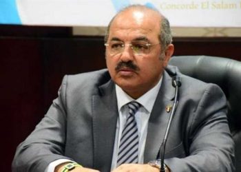 هشام حطب: وزير الرياضة وعد بزيادة المكافآت مرة ونصف.. وحزنت كثيرًا على خسارة برونزية اليد