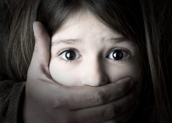 المشدد 10 سنوات لتاجر فاكهة متهم باغتصاب طفلة بروض الفرج 7