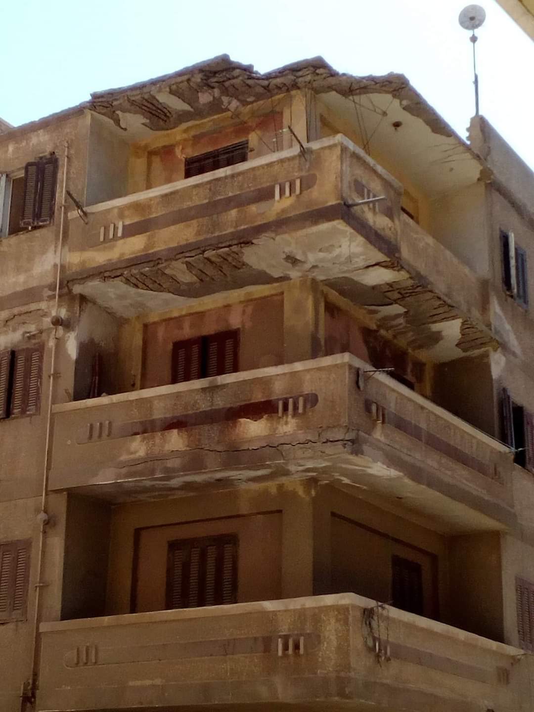 دمنهور تغلب الإسكندرية فى إنهيار العقارات.. المنازل المتهالكة تضرب عاصمة البحيرة 3