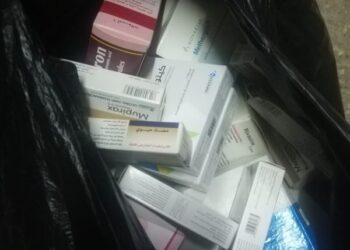 ضبط أدوية فاسدة داخل عيادة نساء غير مرخصة بسوهاج ( صور ) 5