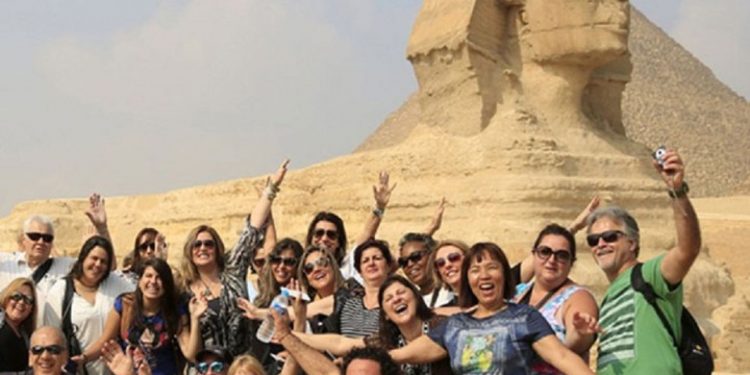 خبير: الفترة المقبلة ستشهد عودة السياحة لمصر من جميع دول العالم 1