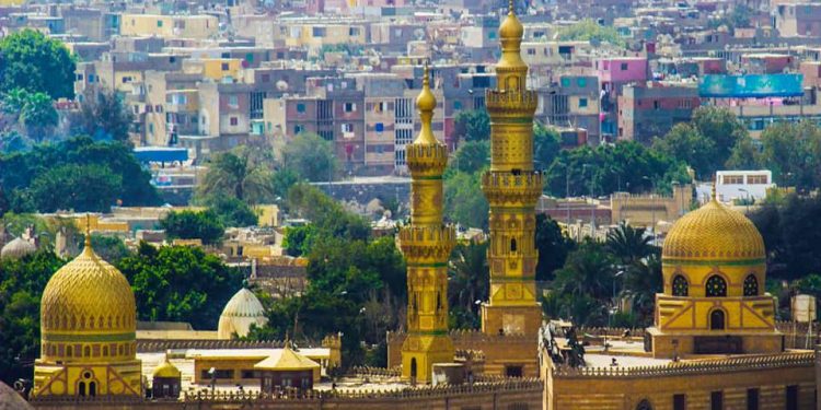 حكايات القاهرة.. تعرف على قصة بناء مسجد السيدة نفسية 1