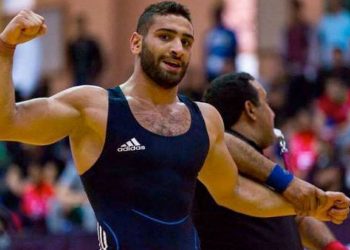 المصري محمد متولي يتأهل لربع نهائي منافسات المصارعة بالأولمبياد 2