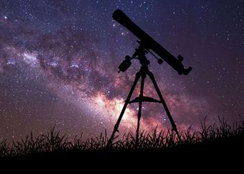 بناء تلسكوب يمكنه سماع إشارات الكائنات الفضائية 3