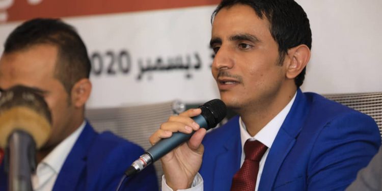 هشامْ اليوسفيّ صحفي يمني