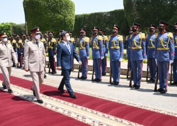 وزير دفاع كوريا الجنوبية: نتطلع إلى مزيد من التعاون العسكري مع مصر (صور) 9