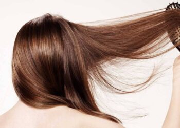 وصفات طبيعية لتنعيم الشعر وتطويله.. إليكي التفاصيل 2