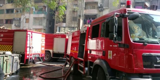 السيطرة على حريق في مخزن أخشاب بمنشاة ناصر 1