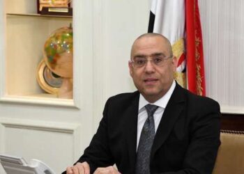 وزير الإسكان يتوجه للإمارات للمشاركة فى فعاليات "المنتدى العربي الخامس للمياه"