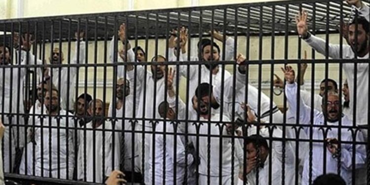 غدا محاكمة 11 عنصر من " المرابطون 2 " اشتركوا في عمليات ارهابية ضد الجيش النظامي السوري