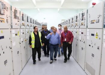 رئيس جهاز مدينة السادات يتفقد محطة كهرباء المنطقة الصناعية الثامنة لخدمة 1076 مصنعا