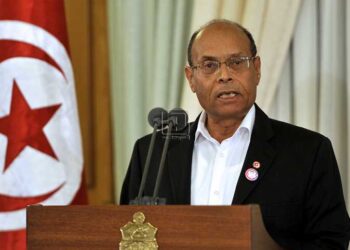الرئيس التونسي الأسبق يدعو لعزل قيس سعيد 1