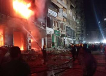 السيطرة على حريق بـعقار من 15 طابقا بـ مصر الجديدة