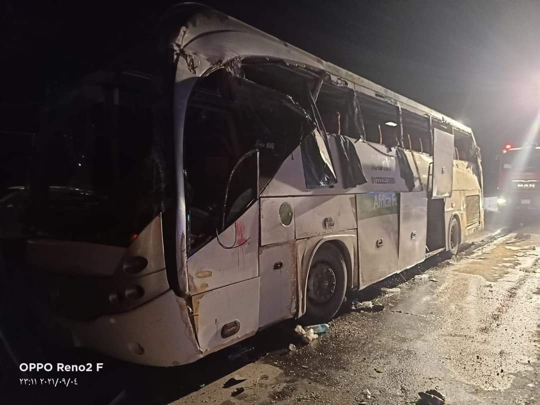 عاجل| مصرع و إصابة 37 في حادث أتوبيس بطريق السويس