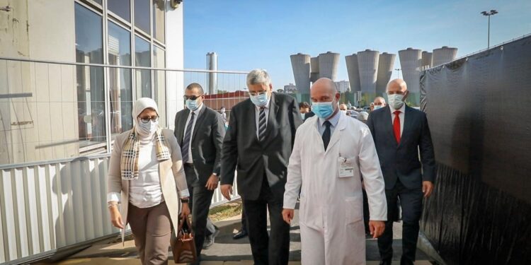 وزيرة الصحة: نقل تجربة المركز القومي لعلاج الأورام بفرنسا إلى مصر 1