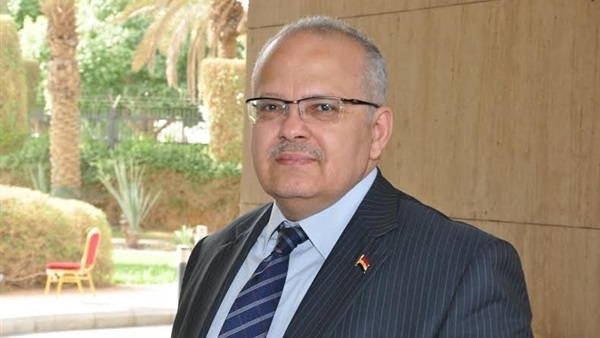 رئيس جامعة القاهرة يشيد بقرار الرئيس السيسي بـ إلغاء مد حالة الطوارئ 1