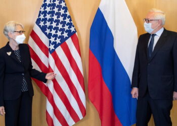 موسكو: لم نتفق مع واشنطن على تشكيل فرق عمل خاصة بالاستقرار الاستراتيجي 5