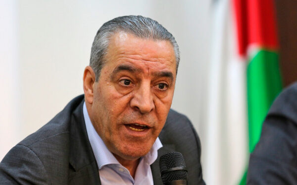رئيس الشؤون المدنية الفلسطيني يُطالب السودان بإعادة «أموال حماس» إلى فلسطين 1