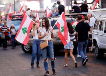 لبنانيات يطلقن حملة «تزوجني بدون مهر» لحل مشكلة العنوسة 2