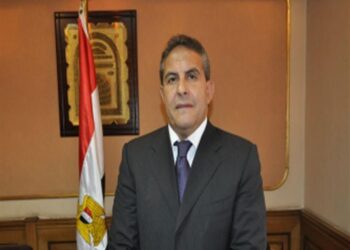 طاهر أبو زيد يعلن خوضه الانتخابات على منصب رئيس نادي الشمس 5
