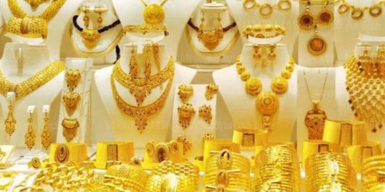 فى ختام التعاملات.. أسعار الذهب تتراجع 6 جنيهات وعيار 24 سجل 868.5 جنيها 1