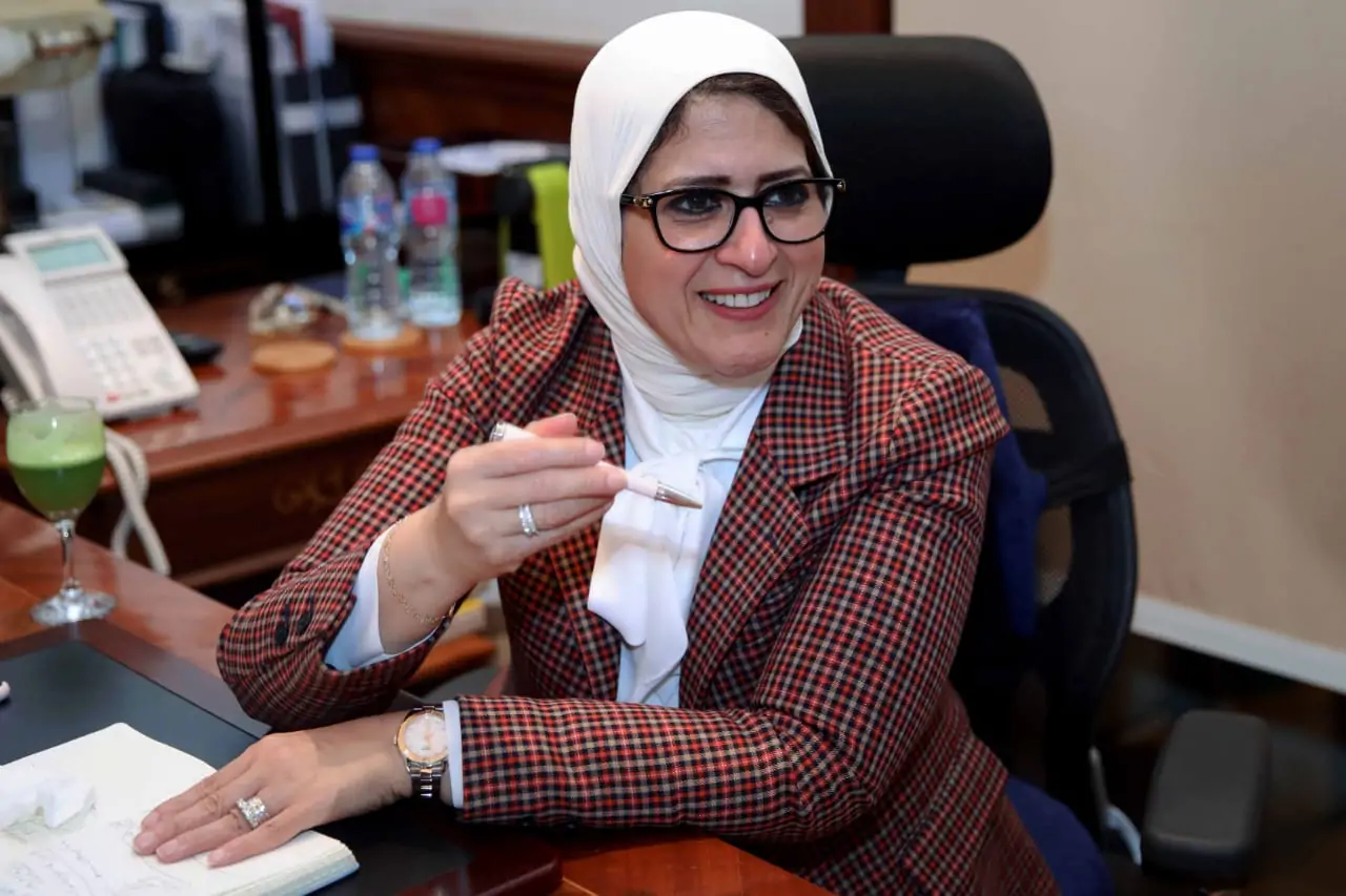تطورات حالة وزيرة الصحة.. أوان مصر يكشف التفاصيل 