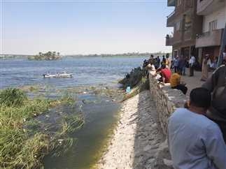 وفاة اسرة كاملة إثر سقوط سيارة في مياه النيل  بـ القليوبية