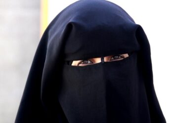 دار الافتاء: النقاب ليس فرضا ووجه المرأة ليس عورة 1