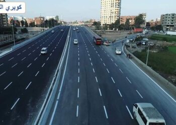 وزير النقل يتفقد مواقع العمل بمشروع تطوير وتوسعة طريق القاهرة / الإسكندرية الزراعي 9