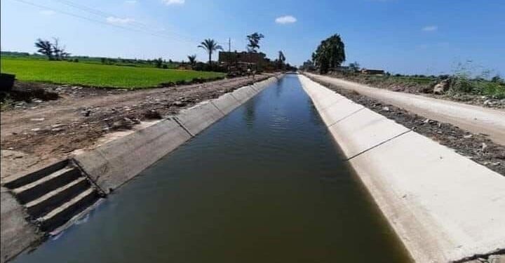 استمرار الحملات الموسعة لإزالة التعديات علي نهر النيل والمجارى المائية 1