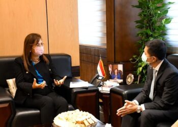 وزيرة التخطيط تبحث مع سفير تايلاند مجالات جذب المستثمرين التايلانديين لمصر 1