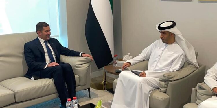 الهيئة العامة للاستثمار ووزير الإمارات العربية  يبحثان تعزيز التعاون الاستثماري بين البلدين 1